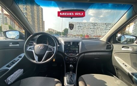 Hyundai Solaris II рестайлинг, 2011 год, 805 000 рублей, 9 фотография