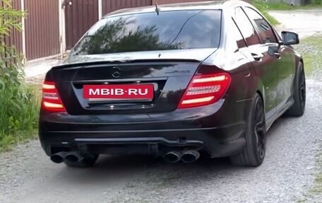 Mercedes-Benz C-Класс, 2011 год, 1 100 000 рублей, 3 фотография