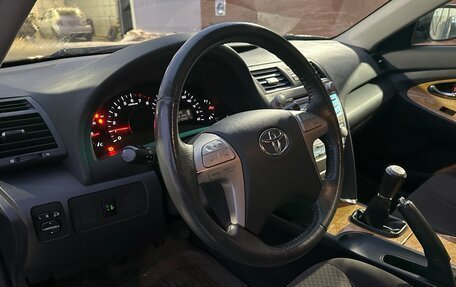 Toyota Camry, 2006 год, 1 100 000 рублей, 13 фотография