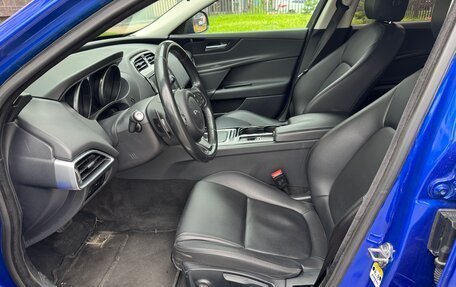 Jaguar XE I рестайлинг, 2016 год, 1 730 000 рублей, 13 фотография