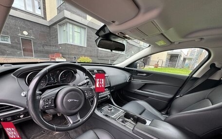 Jaguar XE I рестайлинг, 2016 год, 1 730 000 рублей, 11 фотография