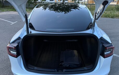 Tesla Model 3 I, 2022 год, 4 100 000 рублей, 13 фотография
