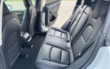 Tesla Model 3 I, 2022 год, 4 100 000 рублей, 31 фотография