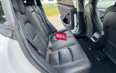 Tesla Model 3 I, 2022 год, 4 100 000 рублей, 32 фотография