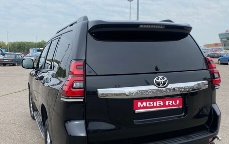 Toyota Land Cruiser Prado 150 рестайлинг 2, 2016 год, 4 500 000 рублей, 5 фотография