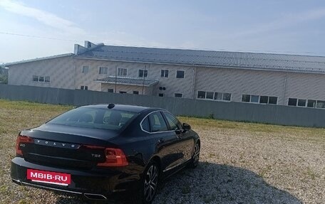 Volvo S90 II рестайлинг, 2018 год, 3 500 000 рублей, 2 фотография