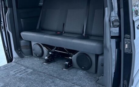 Volkswagen Caravelle T5, 2012 год, 1 960 000 рублей, 9 фотография