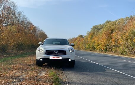 Infiniti FX II, 2010 год, 2 250 000 рублей, 2 фотография