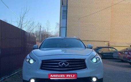 Infiniti FX II, 2010 год, 2 250 000 рублей, 22 фотография