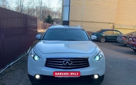 Infiniti FX II, 2010 год, 2 250 000 рублей, 23 фотография