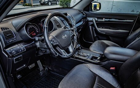 KIA Sorento II рестайлинг, 2017 год, 2 395 000 рублей, 13 фотография