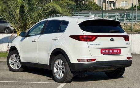 KIA Sportage IV рестайлинг, 2018 год, 2 150 000 рублей, 4 фотография