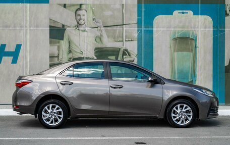 Toyota Corolla, 2016 год, 1 679 000 рублей, 5 фотография