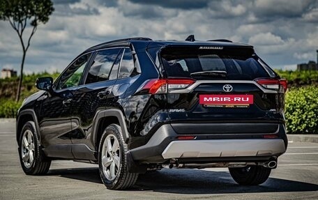 Toyota RAV4, 2019 год, 3 120 000 рублей, 8 фотография