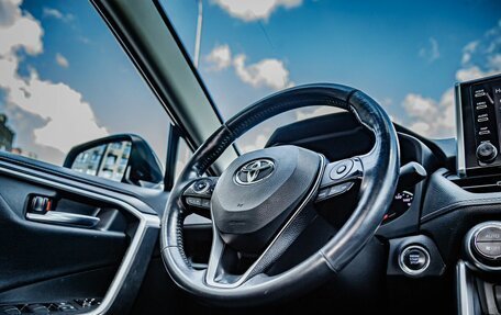 Toyota RAV4, 2019 год, 3 120 000 рублей, 19 фотография