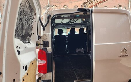 Citroen Jumpy III, 2018 год, 1 630 000 рублей, 14 фотография