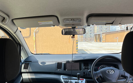 Toyota ISis I, 2012 год, 1 250 000 рублей, 18 фотография