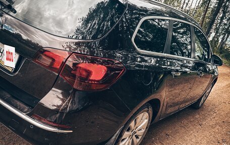 Opel Astra J, 2013 год, 800 000 рублей, 5 фотография