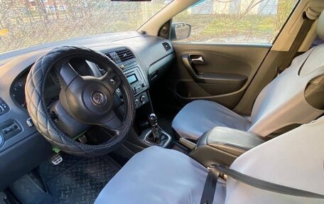 Volkswagen Polo VI (EU Market), 2012 год, 470 000 рублей, 13 фотография