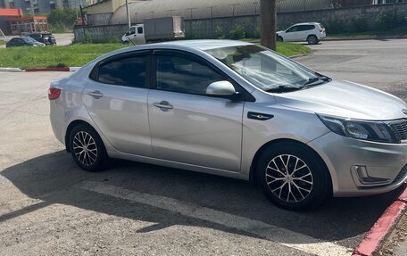 KIA Rio III рестайлинг, 2012 год, 700 000 рублей, 2 фотография