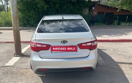 KIA Rio III рестайлинг, 2012 год, 700 000 рублей, 3 фотография