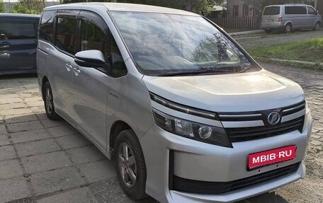 Toyota Voxy III, 2014 год, 1 400 000 рублей, 1 фотография