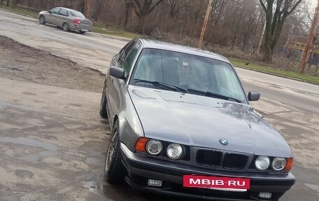 BMW 5 серия, 1994 год, 450 000 рублей, 3 фотография
