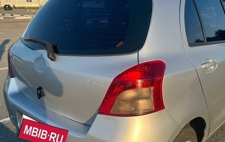 Toyota Yaris III рестайлинг, 2008 год, 530 000 рублей, 10 фотография