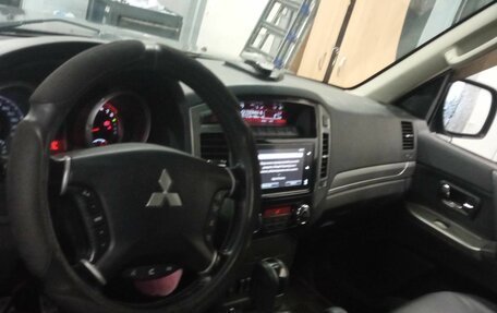 Mitsubishi Pajero IV, 2019 год, 2 840 000 рублей, 5 фотография