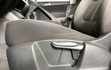 Volkswagen Tiguan I, 2011 год, 877 000 рублей, 16 фотография