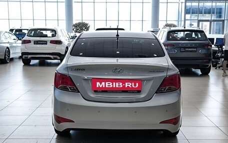 Hyundai Solaris II рестайлинг, 2015 год, 799 000 рублей, 10 фотография