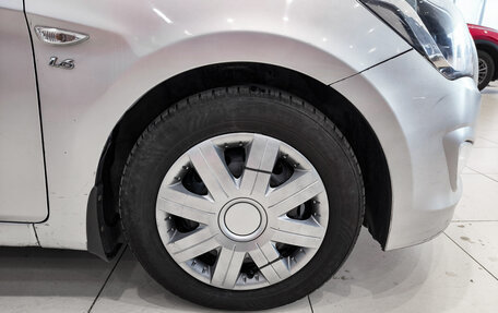 Hyundai Solaris II рестайлинг, 2015 год, 799 000 рублей, 22 фотография