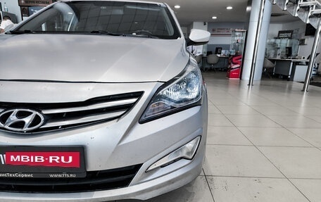 Hyundai Solaris II рестайлинг, 2015 год, 799 000 рублей, 21 фотография