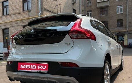 Volvo V40 Cross Country I, 2019 год, 2 300 000 рублей, 1 фотография