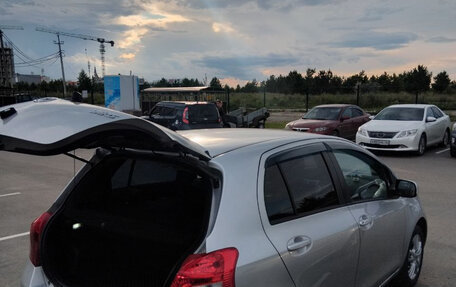 Toyota Yaris III рестайлинг, 2007 год, 650 000 рублей, 18 фотография