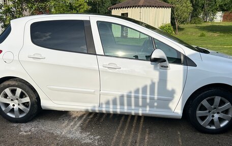 Peugeot 308 II, 2011 год, 520 000 рублей, 2 фотография