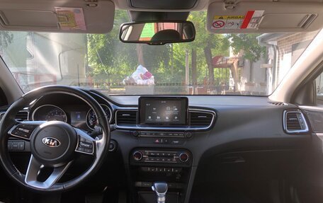 KIA cee'd III, 2019 год, 1 800 000 рублей, 8 фотография