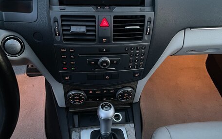 Mercedes-Benz C-Класс, 2009 год, 1 300 000 рублей, 3 фотография