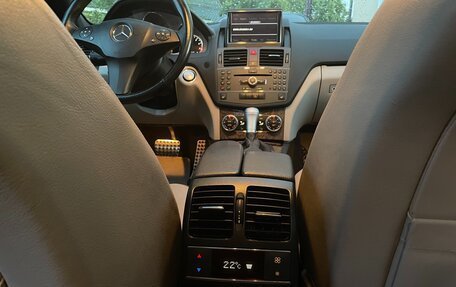 Mercedes-Benz C-Класс, 2009 год, 1 300 000 рублей, 6 фотография