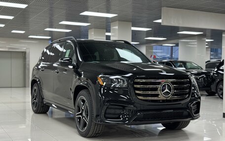 Mercedes-Benz GLS, 2024 год, 13 500 000 рублей, 2 фотография