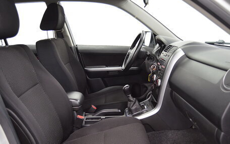 Suzuki Grand Vitara, 2011 год, 1 020 000 рублей, 24 фотография