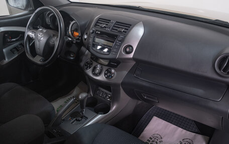 Toyota RAV4, 2010 год, 1 349 000 рублей, 18 фотография