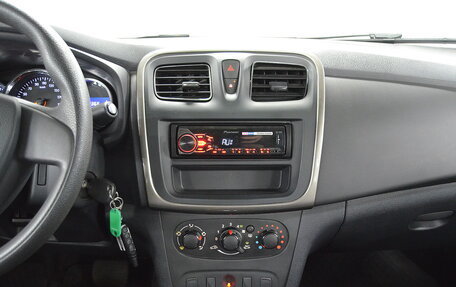 Renault Logan II, 2015 год, 750 000 рублей, 14 фотография