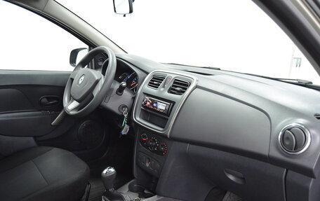 Renault Logan II, 2015 год, 750 000 рублей, 20 фотография
