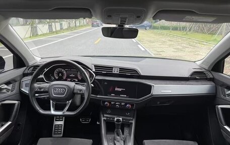Audi Q3, 2022 год, 2 720 000 рублей, 19 фотография