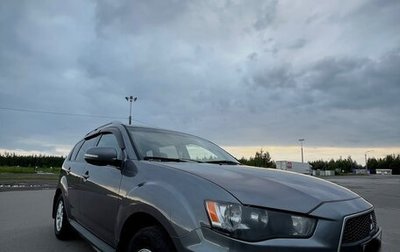 Mitsubishi Outlander III рестайлинг 3, 2010 год, 850 000 рублей, 1 фотография