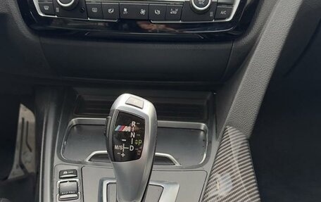 BMW 3 серия, 2016 год, 2 400 000 рублей, 15 фотография