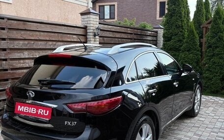 Infiniti FX II, 2012 год, 1 800 000 рублей, 6 фотография