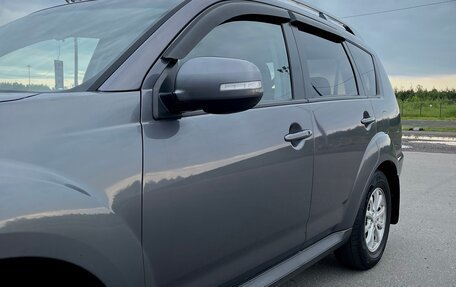 Mitsubishi Outlander III рестайлинг 3, 2010 год, 850 000 рублей, 4 фотография