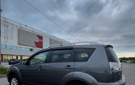 Mitsubishi Outlander III рестайлинг 3, 2010 год, 850 000 рублей, 6 фотография